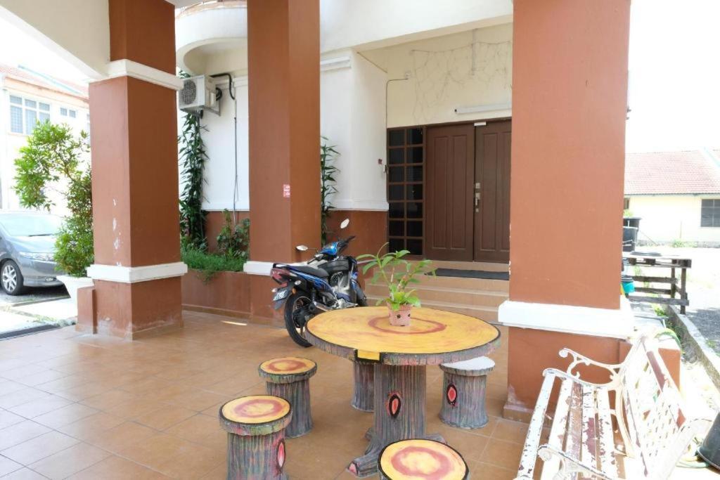 Hotel De'Light Villa Kota Bharu Exterior foto