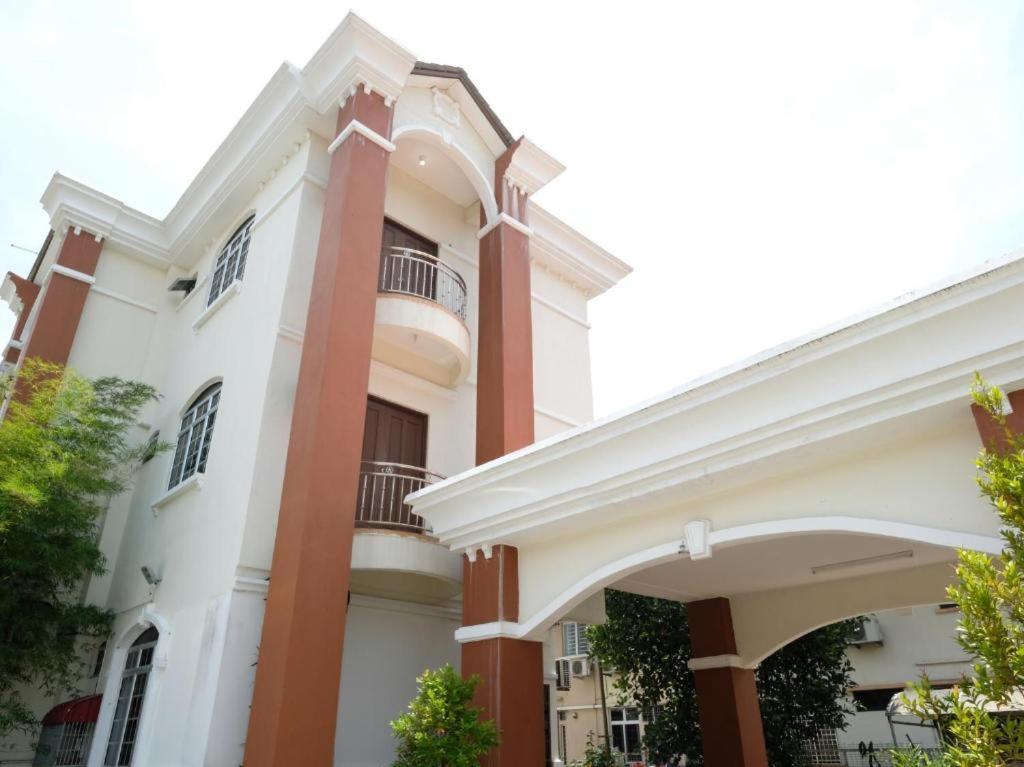 Hotel De'Light Villa Kota Bharu Exterior foto